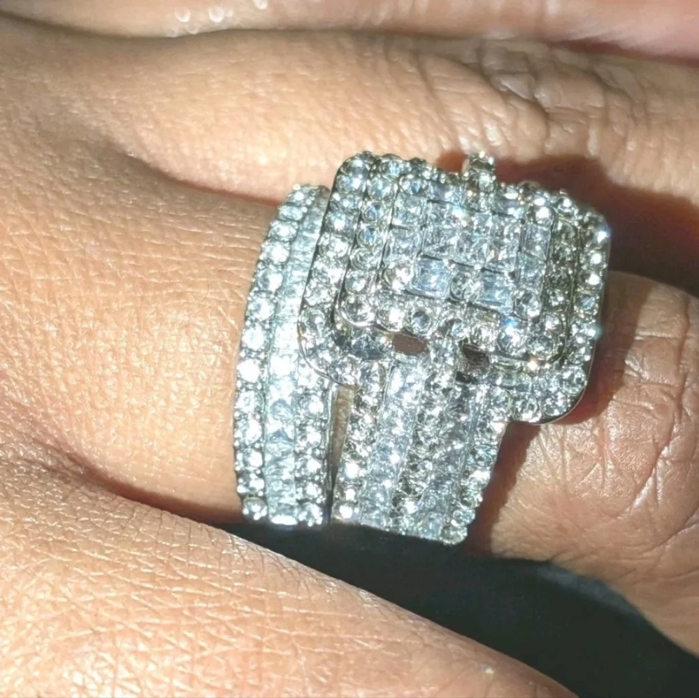 Shimmering Cluster Engagement /Wedding Set 5Ct Lab Created Diamond Unisex